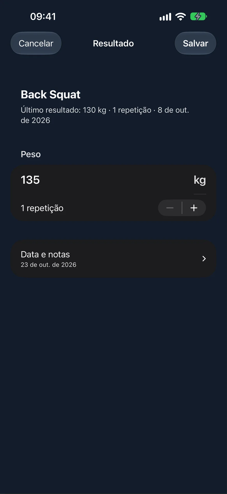 Registro de um novo resultado no PRVault: data, 135 kg, 1 RM e notas opcionais.